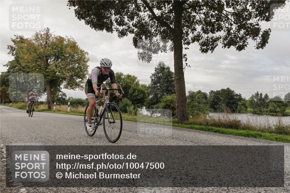 30.08.2026 - Elbe Triathlon Hamburg Michael Burmester http://msf.ph/oto/10047500 30.08.2026 09:36:39 Radfahren 398, 444, 524, 606, 670, 834 meine-sportfotos.de