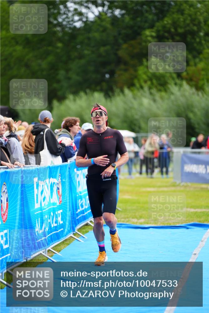 30.08.2026 - Elbe Triathlon Hamburg LAZAROV Photography http://msf.ph/oto/10047533 30.08.2026 10:30:43 Ziel 270 meine-sportfotos.de
