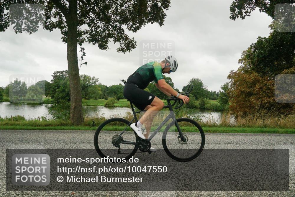 30.08.2026 - Elbe Triathlon Hamburg Michael Burmester http://msf.ph/oto/10047550 30.08.2026 09:29:35 Radfahren 393, 395, 430, 532, 702, 722, 750 meine-sportfotos.de