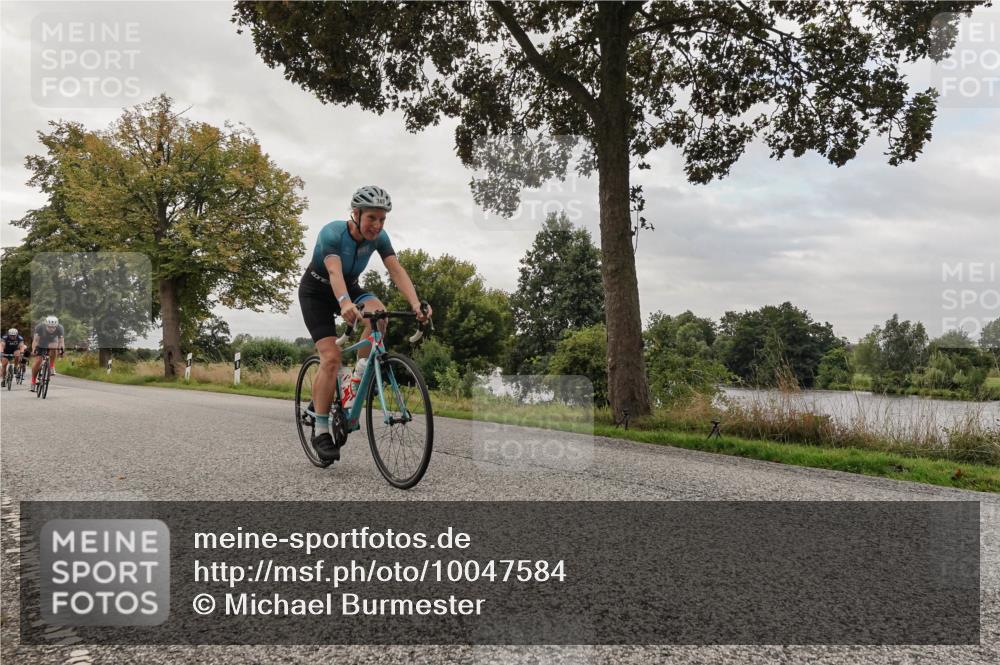 30.08.2026 - Elbe Triathlon Hamburg Michael Burmester http://msf.ph/oto/10047584 30.08.2026 09:37:40 Radfahren 362, 439, 497, 555, 642, 1897 meine-sportfotos.de