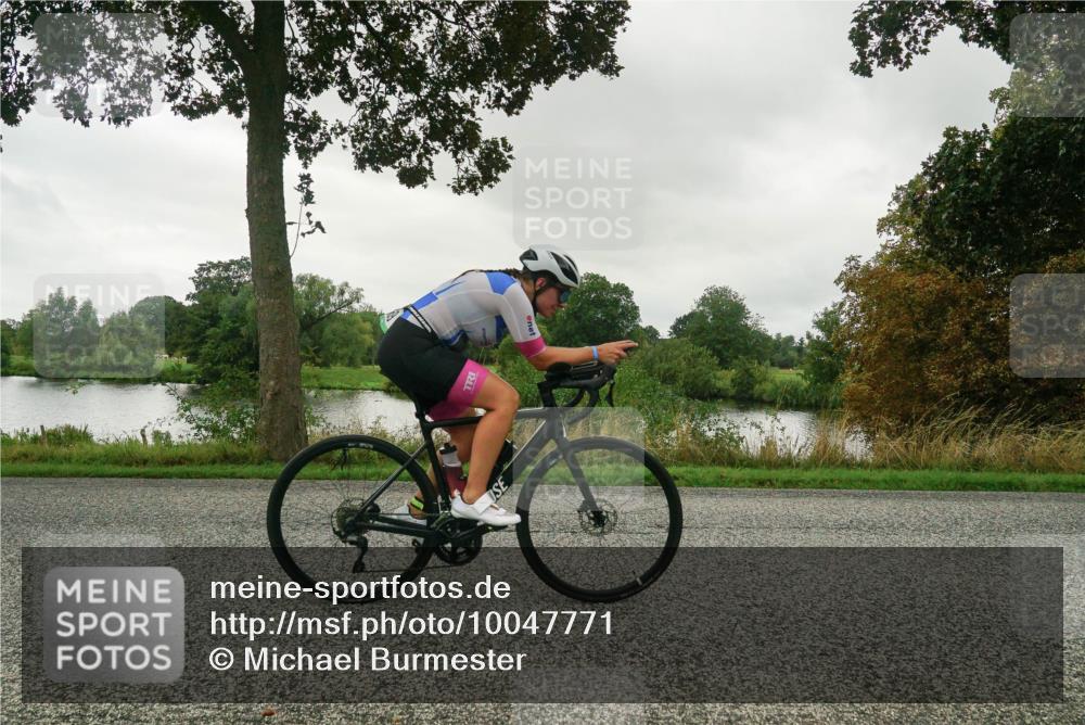 30.08.2026 - Elbe Triathlon Hamburg Michael Burmester http://msf.ph/oto/10047771 30.08.2026 09:30:29 Radfahren 388, 414, 438, 452, 527, 769, 869 meine-sportfotos.de
