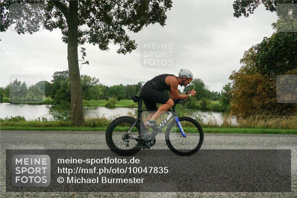 30.08.2026 - Elbe Triathlon Hamburg Michael Burmester http://msf.ph/oto/10047835 30.08.2026 09:30:49 Radfahren 354, 433, 495, 572, 671, 700 meine-sportfotos.de
