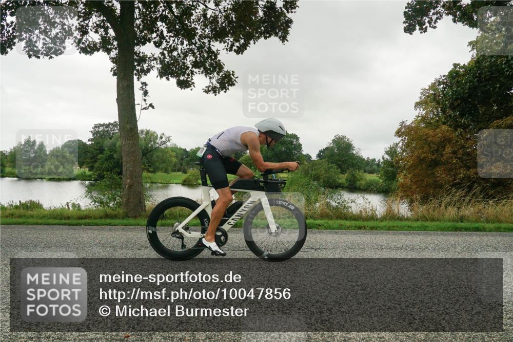 30.08.2026 - Elbe Triathlon Hamburg Michael Burmester http://msf.ph/oto/10047856 30.08.2026 09:30:52 Radfahren 433, 495, 572, 671, 672, 700, 968 meine-sportfotos.de