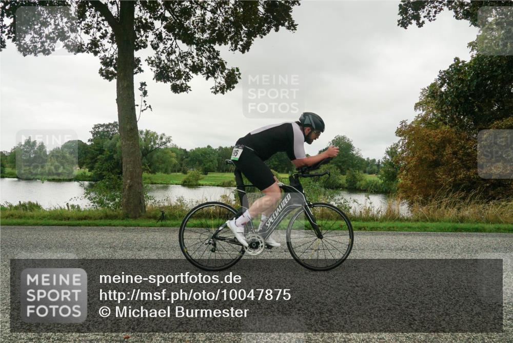 30.08.2026 - Elbe Triathlon Hamburg Michael Burmester http://msf.ph/oto/10047875 30.08.2026 09:30:56 Radfahren 260, 308, 495, 671, 672, 700, 968 meine-sportfotos.de