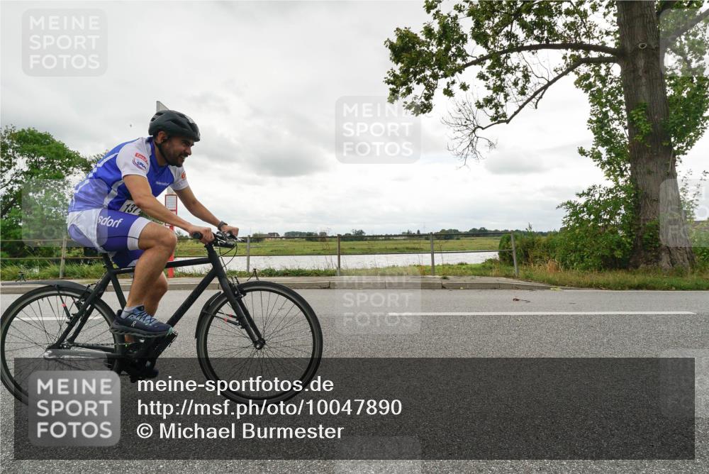 30.08.2026 - Elbe Triathlon Hamburg Michael Burmester http://msf.ph/oto/10047890 30.08.2026 15:01:51 Radfahren  meine-sportfotos.de