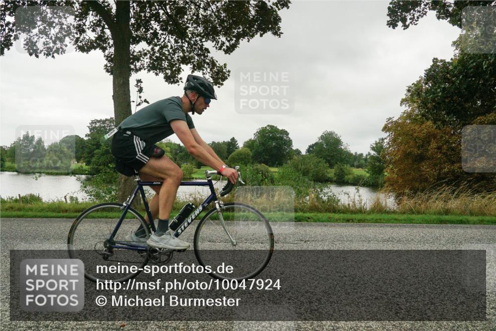 30.08.2026 - Elbe Triathlon Hamburg Michael Burmester http://msf.ph/oto/10047924 30.08.2026 09:31:05 Radfahren 260, 308, 493, 509, 546, 553, 578, 651, 725 meine-sportfotos.de