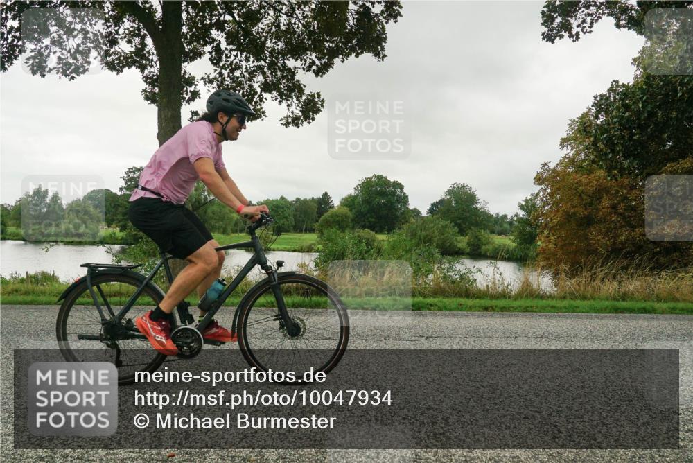 30.08.2026 - Elbe Triathlon Hamburg Michael Burmester http://msf.ph/oto/10047934 30.08.2026 09:31:08 Radfahren 375, 493, 509, 546, 553, 578, 725 meine-sportfotos.de