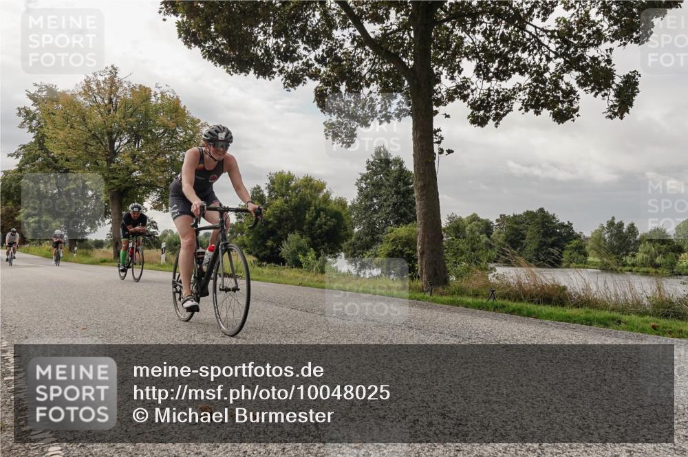 30.08.2026 - Elbe Triathlon Hamburg Michael Burmester http://msf.ph/oto/10048025 30.08.2026 09:40:36 Radfahren 255, 299, 397, 399, 403, 404, 676 meine-sportfotos.de