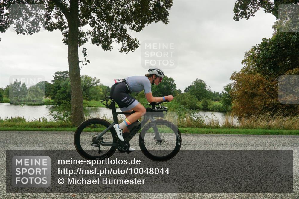 30.08.2026 - Elbe Triathlon Hamburg Michael Burmester http://msf.ph/oto/10048044 30.08.2026 09:31:35 Radfahren 285, 369, 376, 655, 701, 703, 771 meine-sportfotos.de