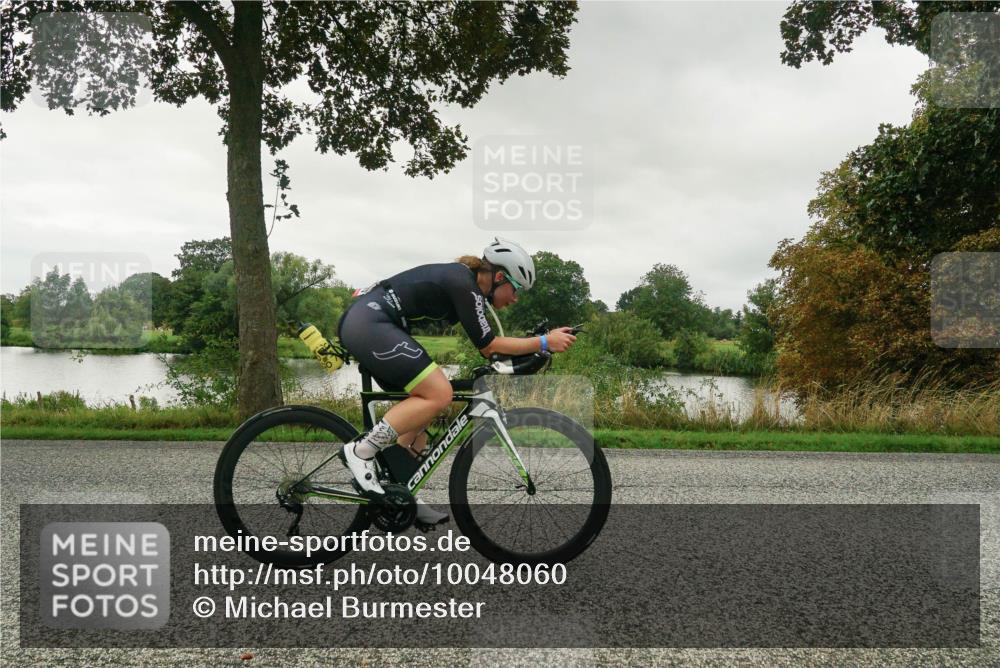30.08.2026 - Elbe Triathlon Hamburg Michael Burmester http://msf.ph/oto/10048060 30.08.2026 09:31:37 Radfahren 276, 285, 369, 376, 655, 673, 701, 703, 771 meine-sportfotos.de