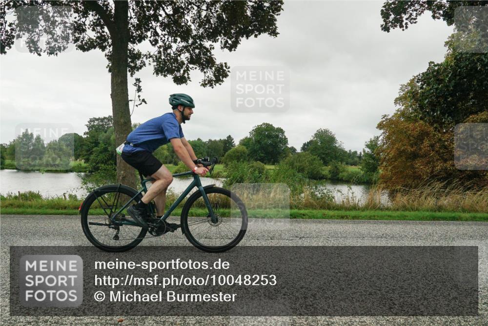30.08.2026 - Elbe Triathlon Hamburg Michael Burmester http://msf.ph/oto/10048253 30.08.2026 09:32:18 Radfahren 305, 309, 358, 514, 841 meine-sportfotos.de