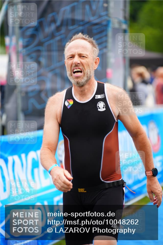 30.08.2026 - Elbe Triathlon Hamburg LAZAROV Photography http://msf.ph/oto/10048262 30.08.2026 10:33:00 Ziel 298 meine-sportfotos.de