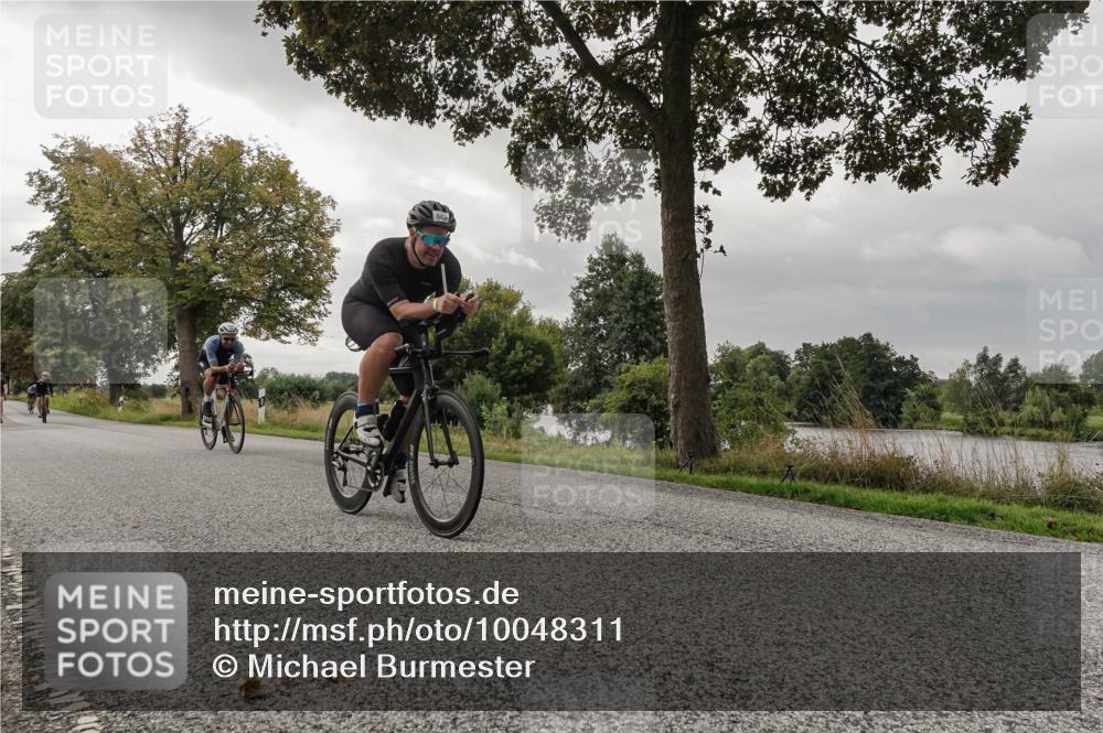30.08.2026 - Elbe Triathlon Hamburg Michael Burmester http://msf.ph/oto/10048311 30.08.2026 09:42:24 Radfahren 261, 357, 417, 503, 506, 607, 631, 665, 689, 698 meine-sportfotos.de