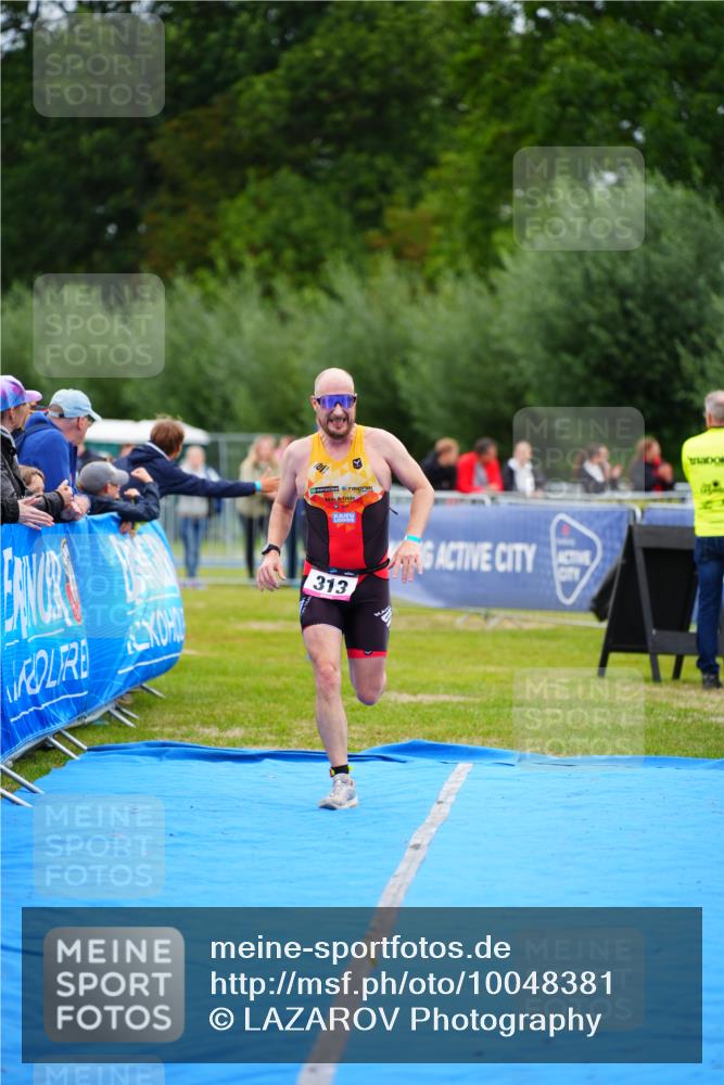 30.08.2026 - Elbe Triathlon Hamburg LAZAROV Photography http://msf.ph/oto/10048381 30.08.2026 10:33:22 Ziel 313, 326, 382 meine-sportfotos.de