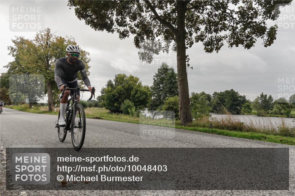 30.08.2026 - Elbe Triathlon Hamburg Michael Burmester http://msf.ph/oto/10048403 30.08.2026 09:43:05 Radfahren 201, 366, 464, 526, 569, 590, 881 meine-sportfotos.de
