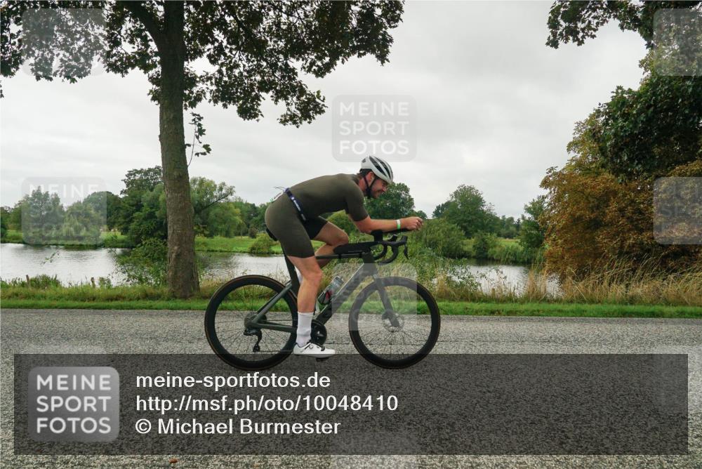 30.08.2026 - Elbe Triathlon Hamburg Michael Burmester http://msf.ph/oto/10048410 30.08.2026 09:33:21 Radfahren 266, 336, 499, 520, 570, 715 meine-sportfotos.de