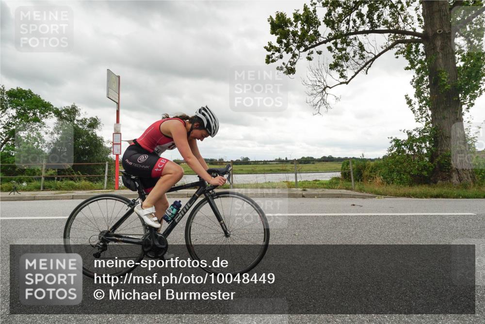 30.08.2026 - Elbe Triathlon Hamburg Michael Burmester http://msf.ph/oto/10048449 30.08.2026 15:16:35 Radfahren  meine-sportfotos.de