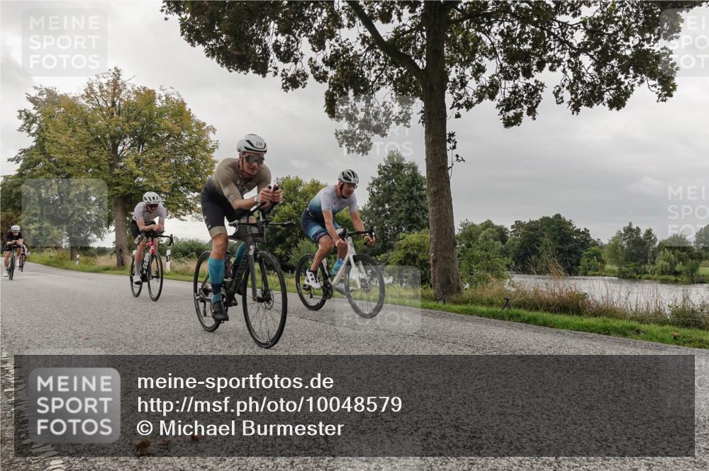 30.08.2026 - Elbe Triathlon Hamburg Michael Burmester http://msf.ph/oto/10048579 30.08.2026 09:44:23 Radfahren 248, 317, 367, 394, 558, 750, 752, 779 meine-sportfotos.de