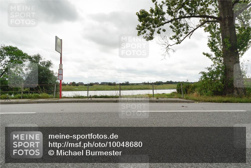 30.08.2026 - Elbe Triathlon Hamburg Michael Burmester http://msf.ph/oto/10048680 30.08.2026 15:22:17 Radfahren  meine-sportfotos.de