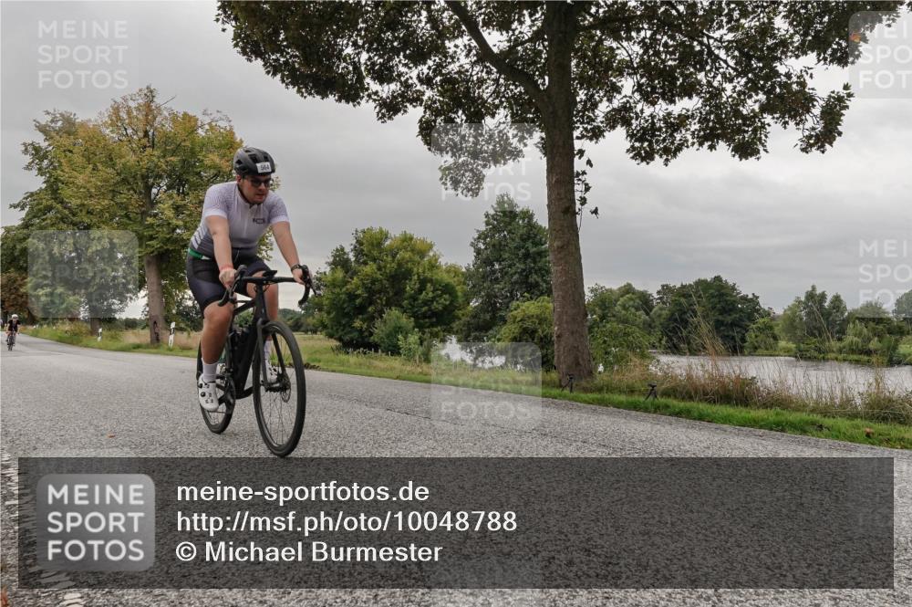 30.08.2026 - Elbe Triathlon Hamburg Michael Burmester http://msf.ph/oto/10048788 30.08.2026 09:46:05 Radfahren 564, 640, 674, 702, 898 meine-sportfotos.de