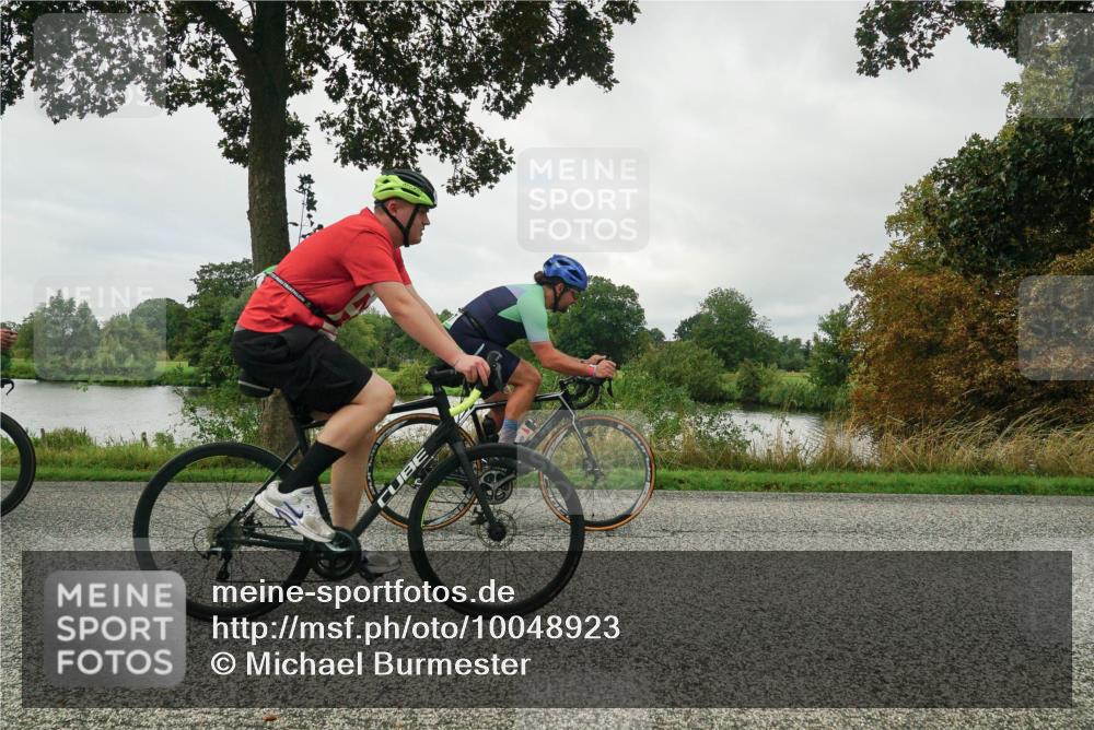 30.08.2026 - Elbe Triathlon Hamburg Michael Burmester http://msf.ph/oto/10048923 30.08.2026 09:35:44 Radfahren 307, 458, 476, 479, 587, 680, 705, 786, 790, 1895 meine-sportfotos.de