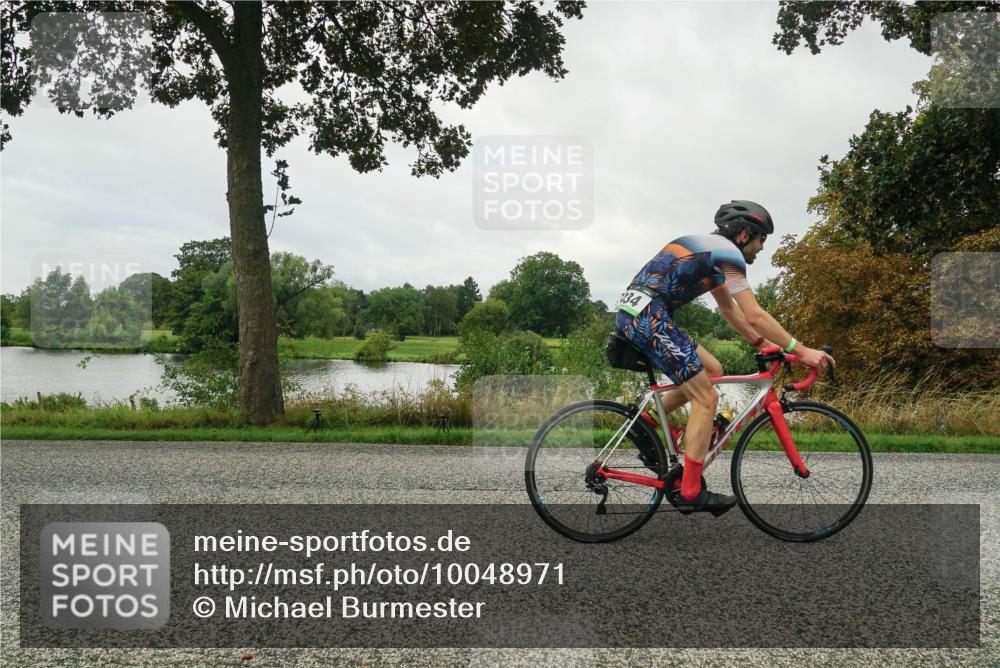 30.08.2026 - Elbe Triathlon Hamburg Michael Burmester http://msf.ph/oto/10048971 30.08.2026 09:35:52 Radfahren 381, 425, 434, 476, 602, 680, 681, 783, 1895 meine-sportfotos.de