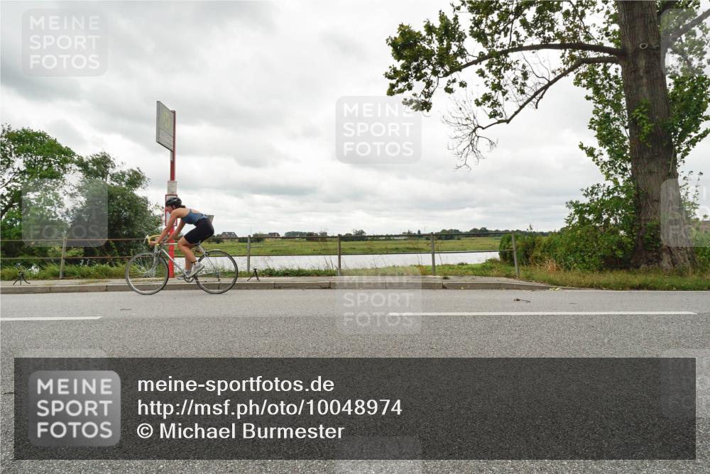 30.08.2026 - Elbe Triathlon Hamburg Michael Burmester http://msf.ph/oto/10048974 30.08.2026 15:26:58 Radfahren  meine-sportfotos.de