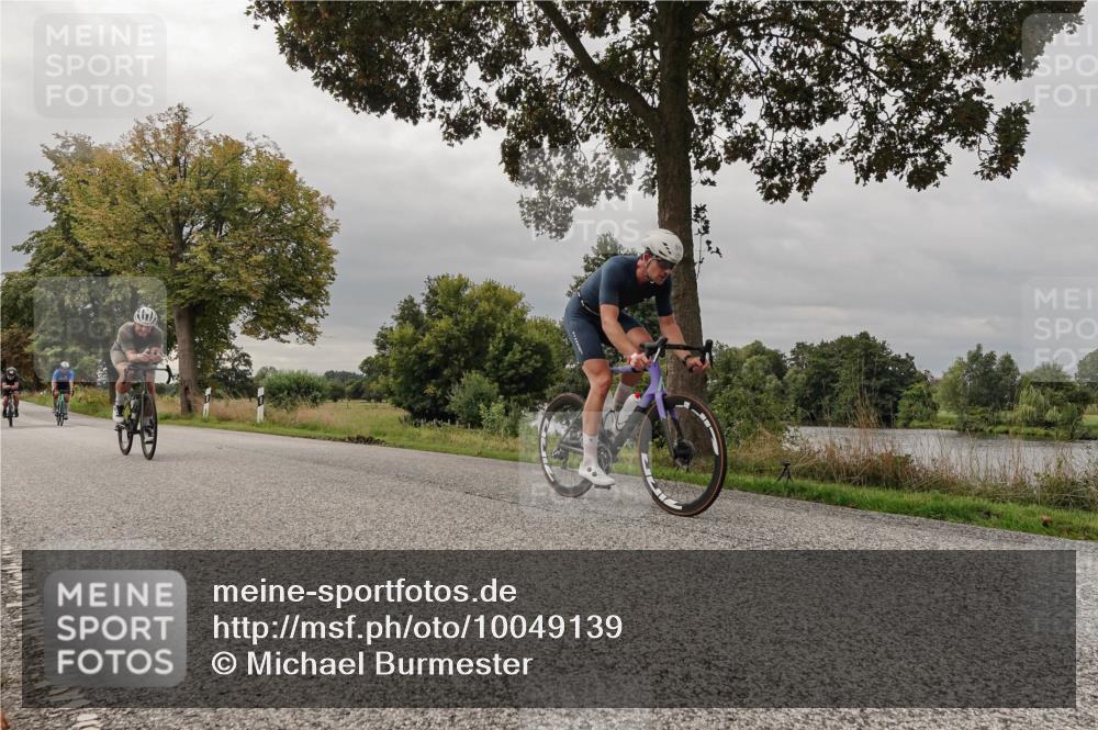 30.08.2026 - Elbe Triathlon Hamburg Michael Burmester http://msf.ph/oto/10049139 30.08.2026 09:48:15 Radfahren 499, 519, 679, 787, 968 meine-sportfotos.de