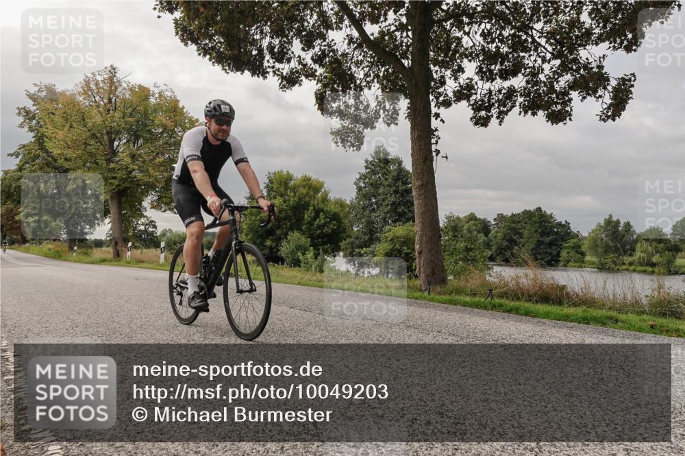 30.08.2026 - Elbe Triathlon Hamburg Michael Burmester http://msf.ph/oto/10049203 30.08.2026 09:48:41 Radfahren 384, 395, 591 meine-sportfotos.de