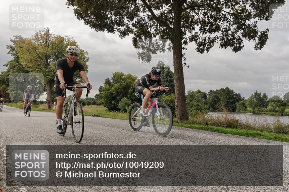 30.08.2026 - Elbe Triathlon Hamburg Michael Burmester http://msf.ph/oto/10049209 30.08.2026 09:48:48 Radfahren 384, 395, 496, 588, 806, 816 meine-sportfotos.de