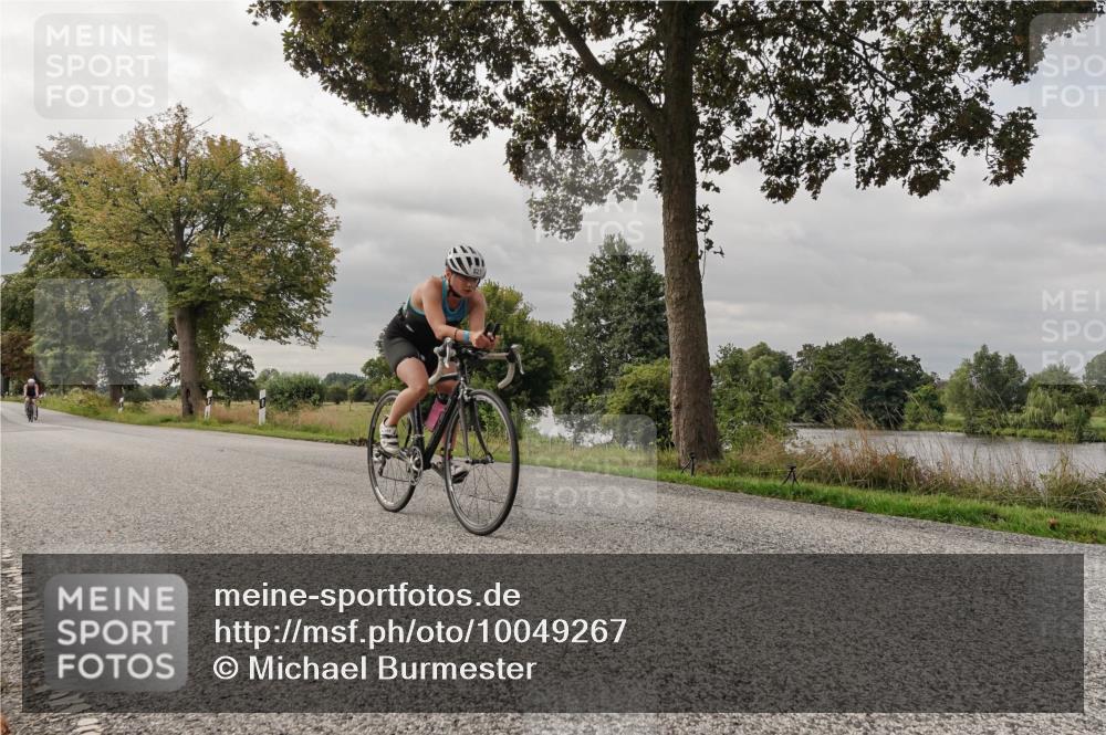30.08.2026 - Elbe Triathlon Hamburg Michael Burmester http://msf.ph/oto/10049267 30.08.2026 09:49:11 Radfahren 293, 330, 814, 821 meine-sportfotos.de