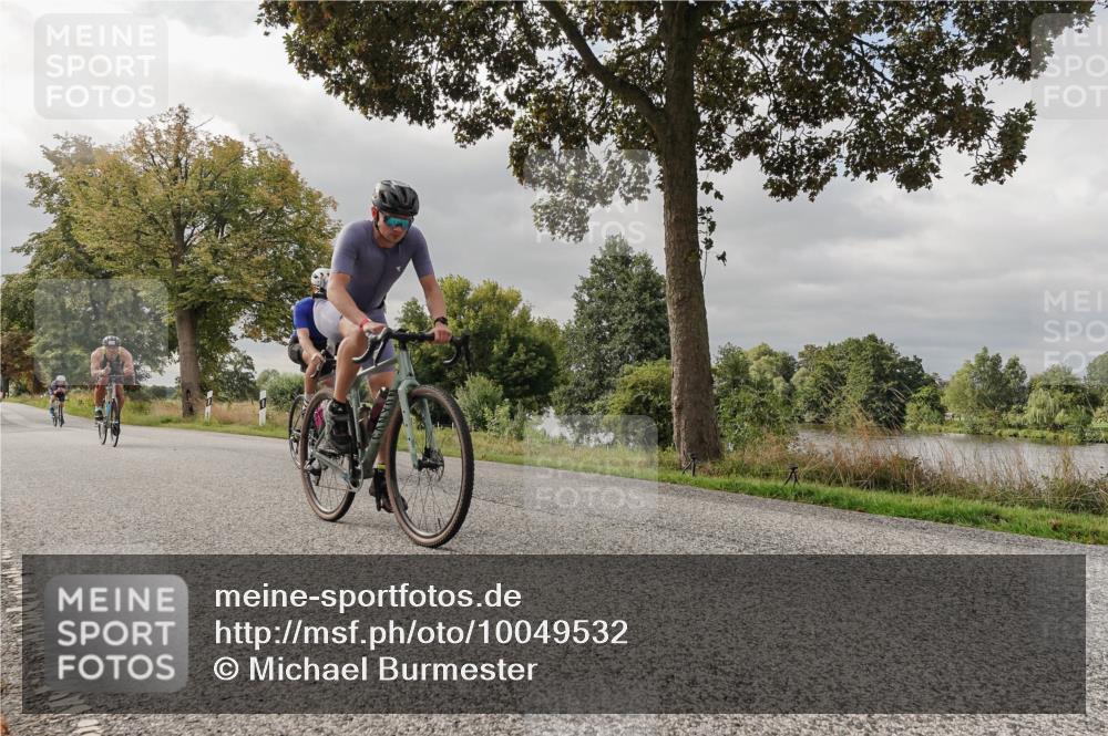 30.08.2026 - Elbe Triathlon Hamburg Michael Burmester http://msf.ph/oto/10049532 30.08.2026 09:51:43 Radfahren 554, 602, 609, 683, 763, 840, 865, 905 meine-sportfotos.de