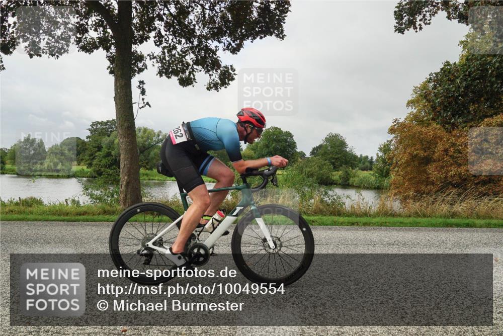 30.08.2026 - Elbe Triathlon Hamburg Michael Burmester http://msf.ph/oto/10049554 30.08.2026 09:38:44 Radfahren 262, 289, 663, 668, 856 meine-sportfotos.de