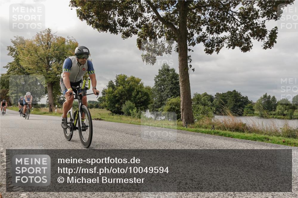 30.08.2026 - Elbe Triathlon Hamburg Michael Burmester http://msf.ph/oto/10049594 30.08.2026 09:52:17 Radfahren 470, 512, 524, 550, 555, 716, 783, 828 meine-sportfotos.de
