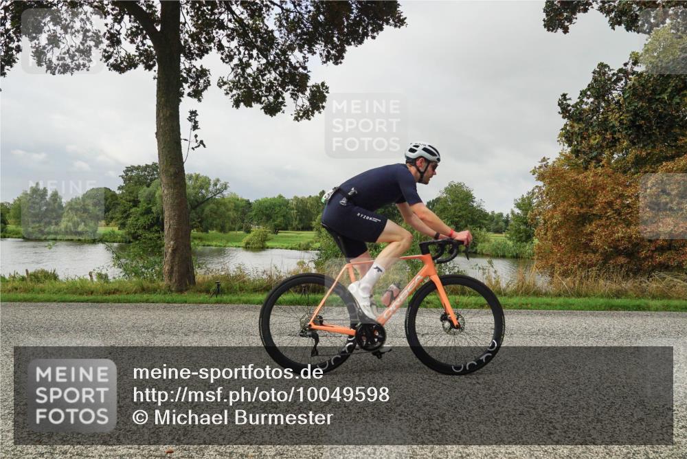 30.08.2026 - Elbe Triathlon Hamburg Michael Burmester http://msf.ph/oto/10049598 30.08.2026 09:39:06 Radfahren 504, 512, 810 meine-sportfotos.de