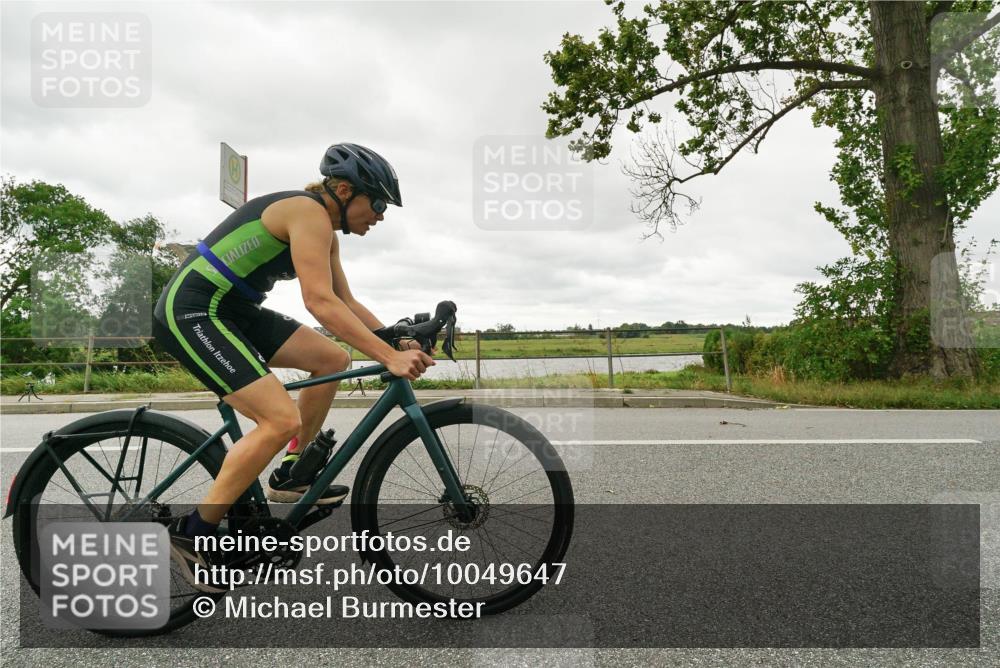 30.08.2026 - Elbe Triathlon Hamburg Michael Burmester http://msf.ph/oto/10049647 30.08.2026 15:34:48 Radfahren  meine-sportfotos.de