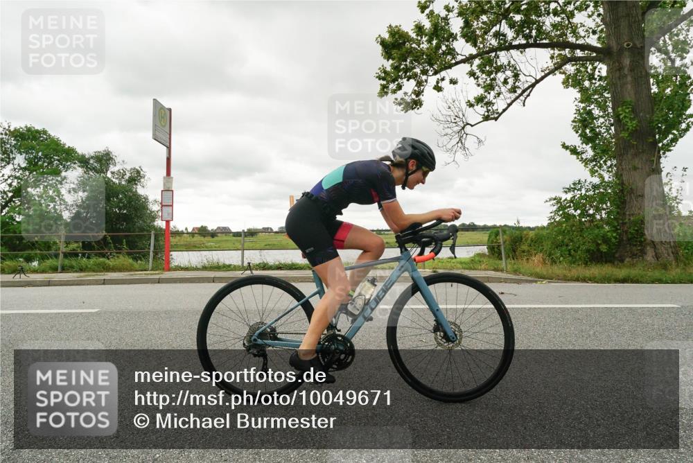 30.08.2026 - Elbe Triathlon Hamburg Michael Burmester http://msf.ph/oto/10049671 30.08.2026 15:34:58 Radfahren  meine-sportfotos.de