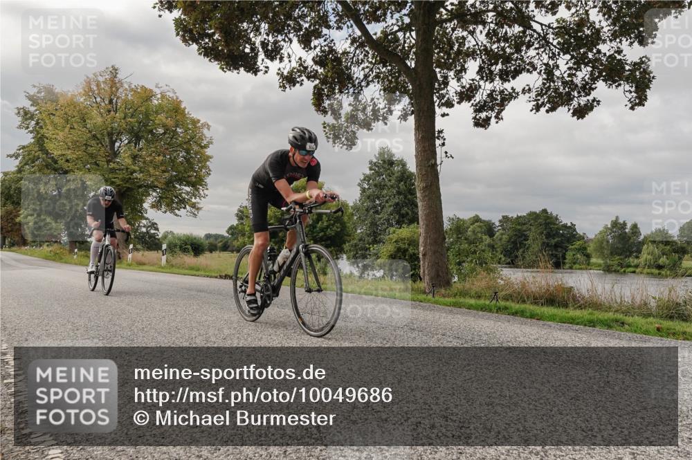 30.08.2026 - Elbe Triathlon Hamburg Michael Burmester http://msf.ph/oto/10049686 30.08.2026 09:52:57 Radfahren 392, 606, 634, 663, 721, 791, 908 meine-sportfotos.de