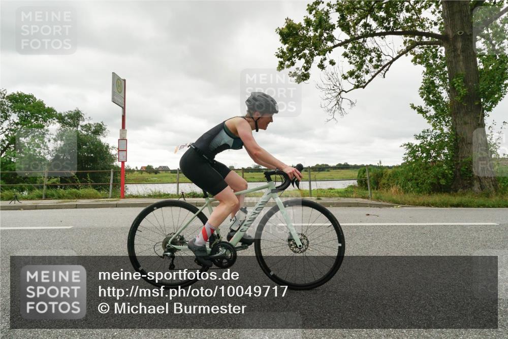 30.08.2026 - Elbe Triathlon Hamburg Michael Burmester http://msf.ph/oto/10049717 30.08.2026 15:35:37 Radfahren  meine-sportfotos.de