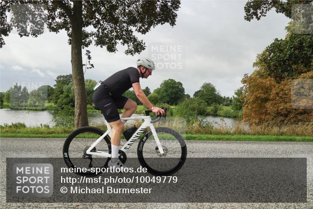 30.08.2026 - Elbe Triathlon Hamburg Michael Burmester http://msf.ph/oto/10049779 30.08.2026 09:40:05 Radfahren 466, 617, 643, 657, 883 meine-sportfotos.de