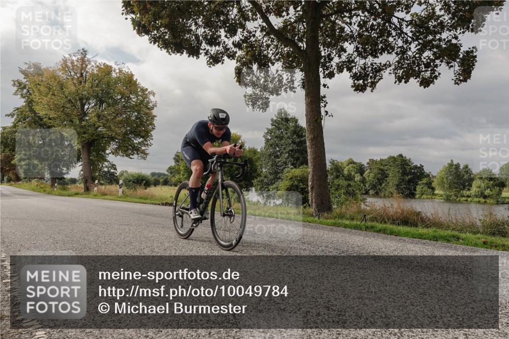 30.08.2026 - Elbe Triathlon Hamburg Michael Burmester http://msf.ph/oto/10049784 30.08.2026 09:54:26 Radfahren 529, 563, 676 meine-sportfotos.de