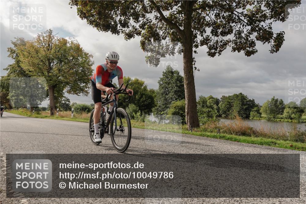 30.08.2026 - Elbe Triathlon Hamburg Michael Burmester http://msf.ph/oto/10049786 30.08.2026 09:54:33 Radfahren 462, 529, 676, 713, 856 meine-sportfotos.de