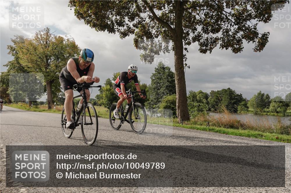 30.08.2026 - Elbe Triathlon Hamburg Michael Burmester http://msf.ph/oto/10049789 30.08.2026 09:54:37 Radfahren 462, 713, 856, 960 meine-sportfotos.de