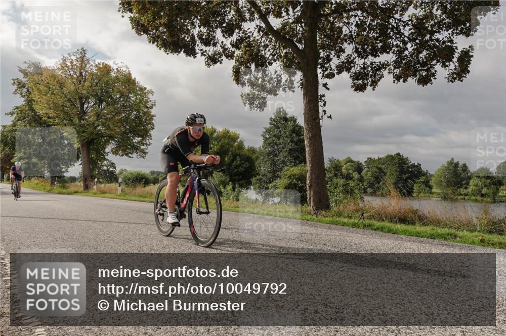 30.08.2026 - Elbe Triathlon Hamburg Michael Burmester http://msf.ph/oto/10049792 30.08.2026 09:54:40 Radfahren 648, 711, 856, 911, 960 meine-sportfotos.de