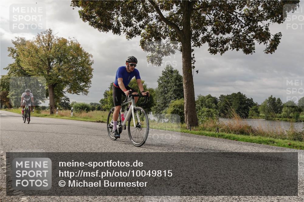 30.08.2026 - Elbe Triathlon Hamburg Michael Burmester http://msf.ph/oto/10049815 30.08.2026 09:54:52 Radfahren 400, 418, 541, 583, 729 meine-sportfotos.de