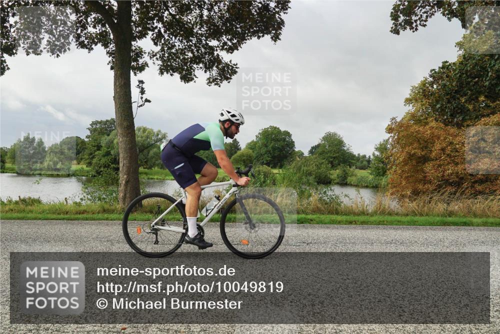 30.08.2026 - Elbe Triathlon Hamburg Michael Burmester http://msf.ph/oto/10049819 30.08.2026 09:40:21 Radfahren 612 meine-sportfotos.de