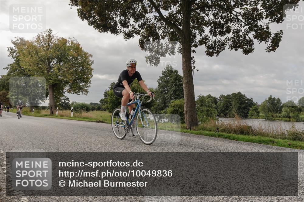 30.08.2026 - Elbe Triathlon Hamburg Michael Burmester http://msf.ph/oto/10049836 30.08.2026 09:55:19 Radfahren 457, 488, 528, 628, 633, 927, 933, 939, 961, 967 meine-sportfotos.de