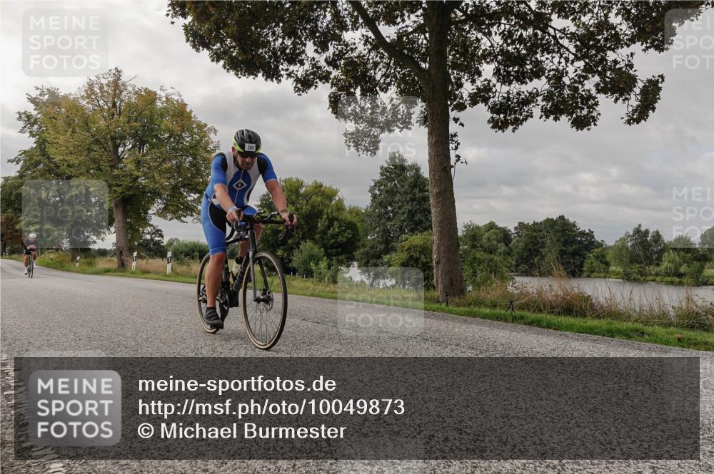30.08.2026 - Elbe Triathlon Hamburg Michael Burmester http://msf.ph/oto/10049873 30.08.2026 09:55:36 Radfahren 289, 353, 441, 466, 557, 669, 742 meine-sportfotos.de