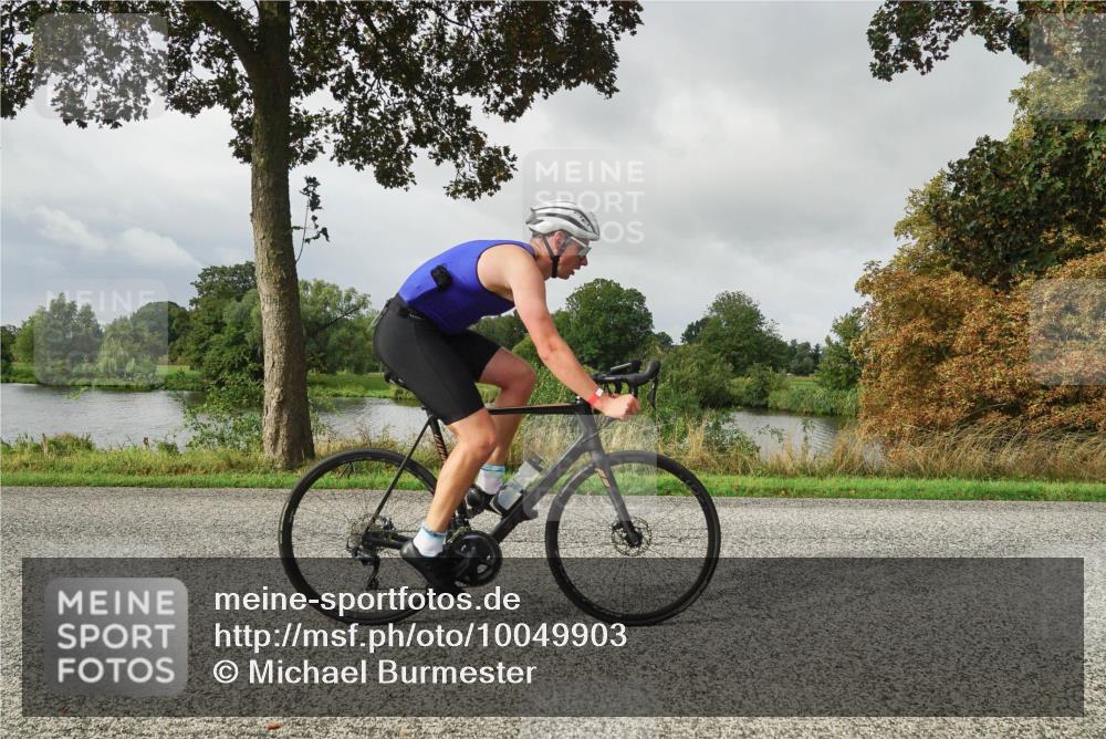 30.08.2026 - Elbe Triathlon Hamburg Michael Burmester http://msf.ph/oto/10049903 30.08.2026 09:41:03 Radfahren 251, 294, 341, 347, 382, 581, 802, 1896 meine-sportfotos.de