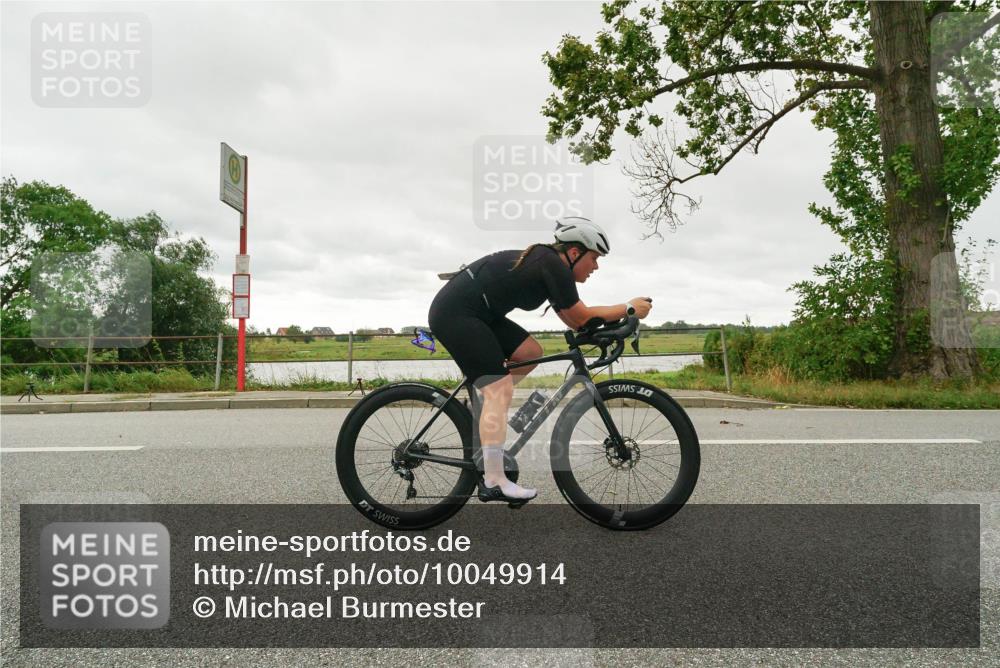 30.08.2026 - Elbe Triathlon Hamburg Michael Burmester http://msf.ph/oto/10049914 30.08.2026 15:39:33 Radfahren  meine-sportfotos.de
